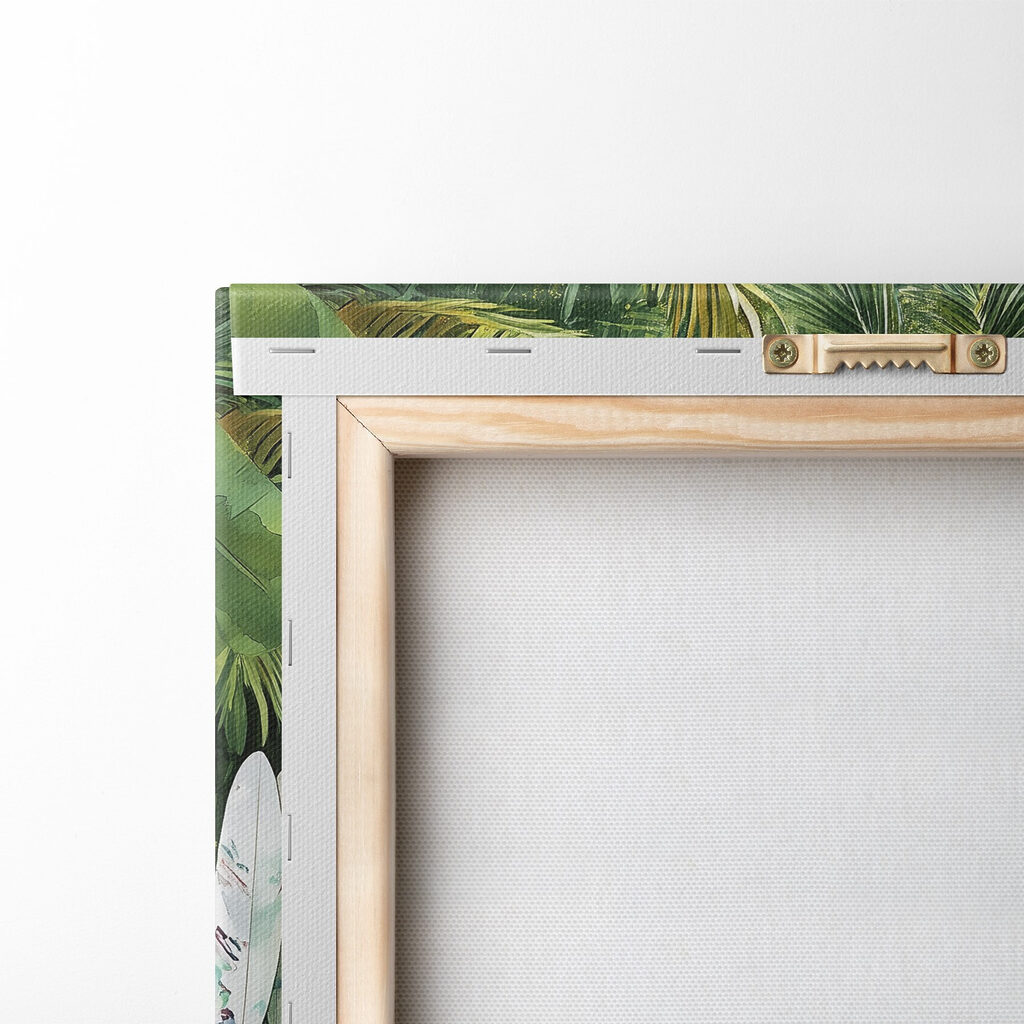 Zwembad- en ligstoelen in een tropische omgeving — achterkant