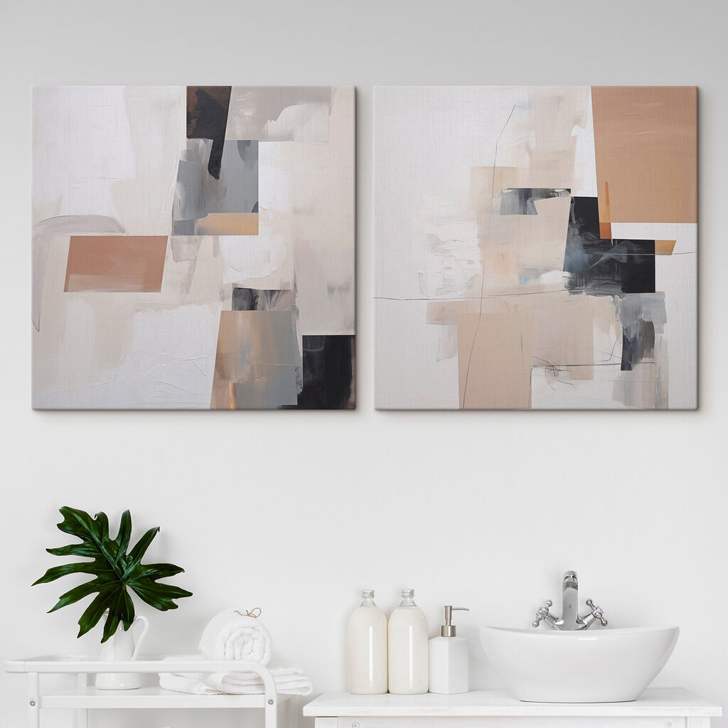 Schilderij in verschillende tinten grijs en zwart in een interieur