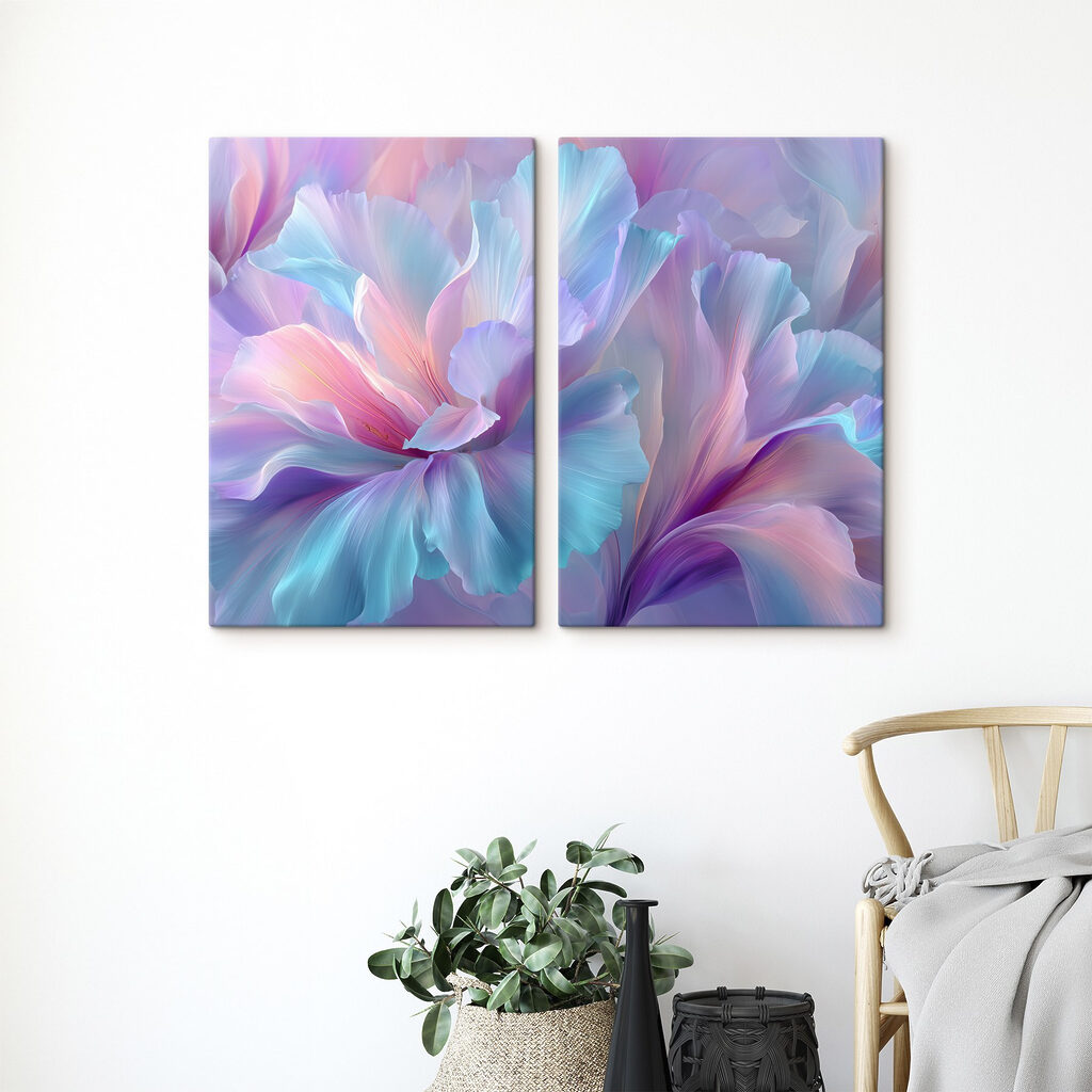 Speelse bloemen in zachte tinten in een interieur