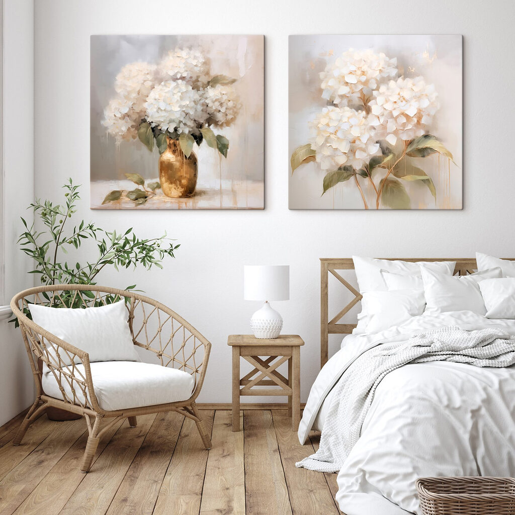 Schilderij van bloemen in een vaas in een interieur