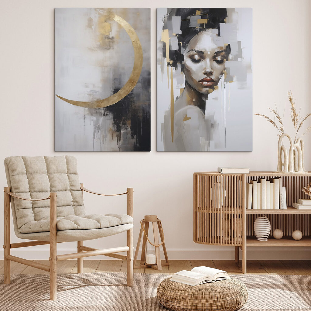 Een schilderij van een vrouw en een schilderij van een maan — interieur 1
