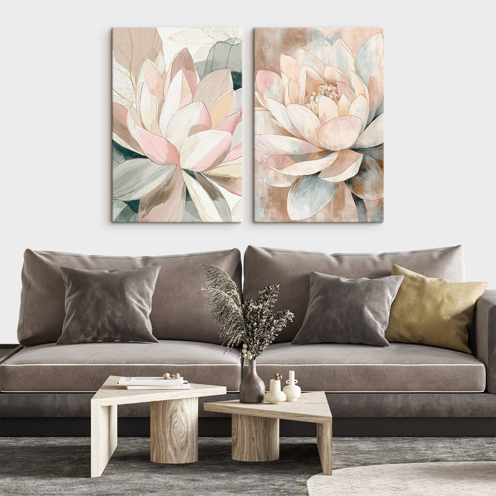Verfijnde bloesems in zachte tinten in een interieur