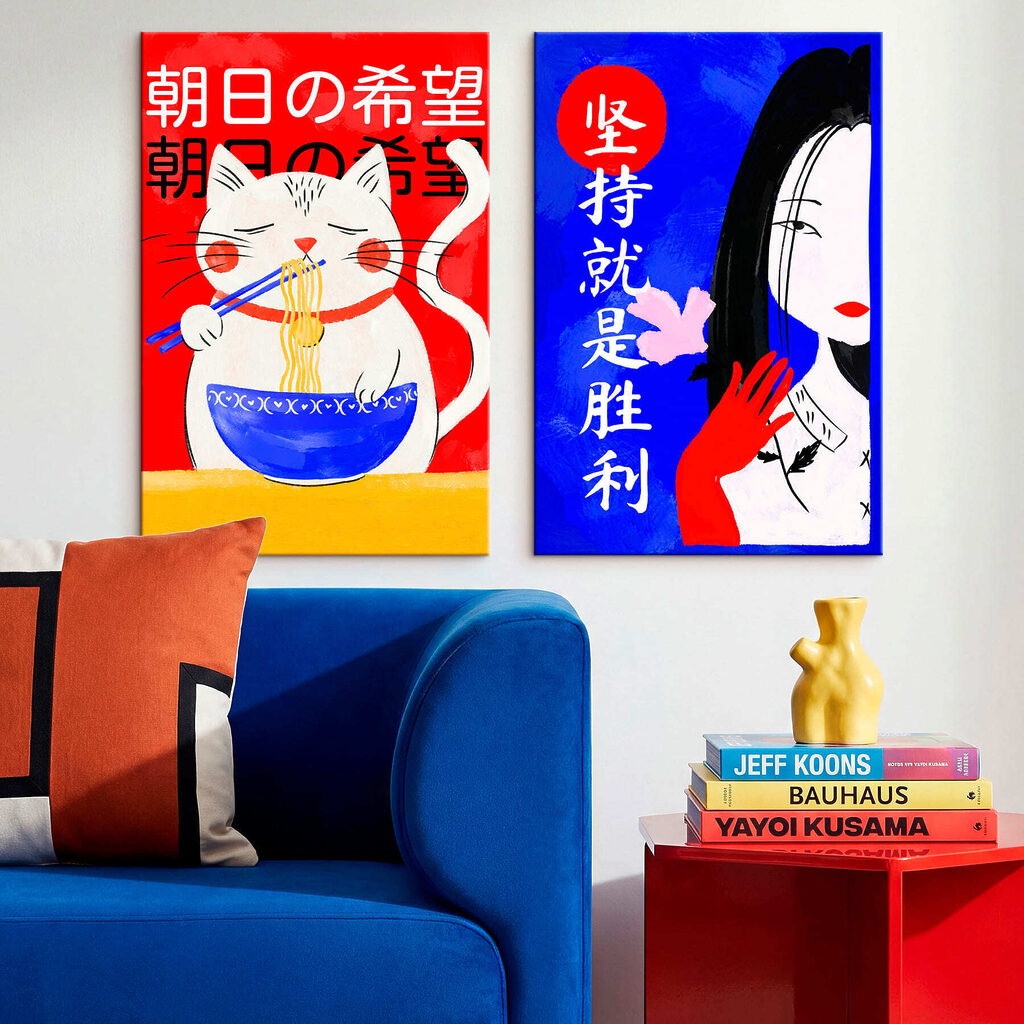 Twee posters van een kat en een vrouw — interieur 1
