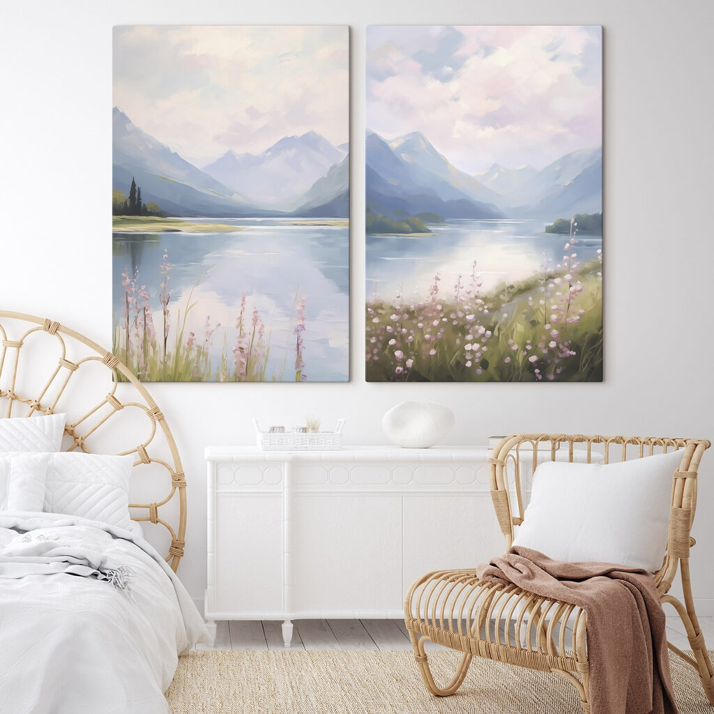 Schilderij van een meer en bergen in een interieur