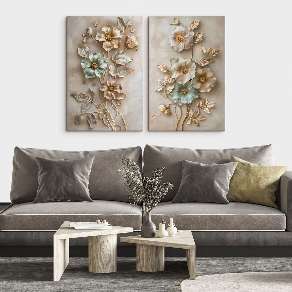 Verfijnde bloemmotieven in zachte tinten in een interieur