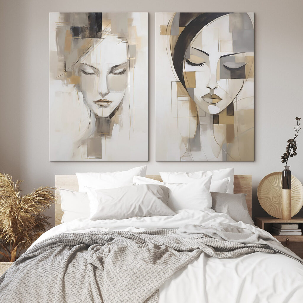 Twee schilderijen van vrouwengezichten — interieur 2