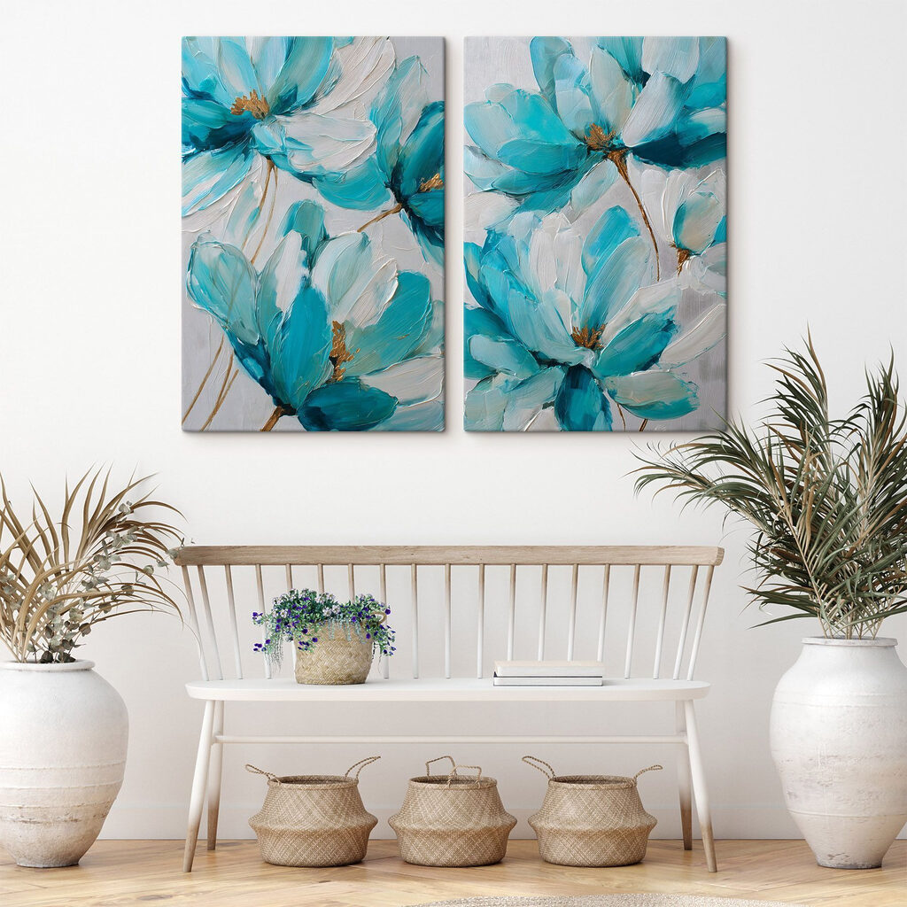 Levendige bloesems in zachte blauwe tinten — interieur 1