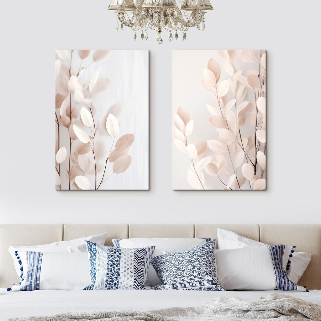 Fijne blaadjes in zachte tinten in een interieur