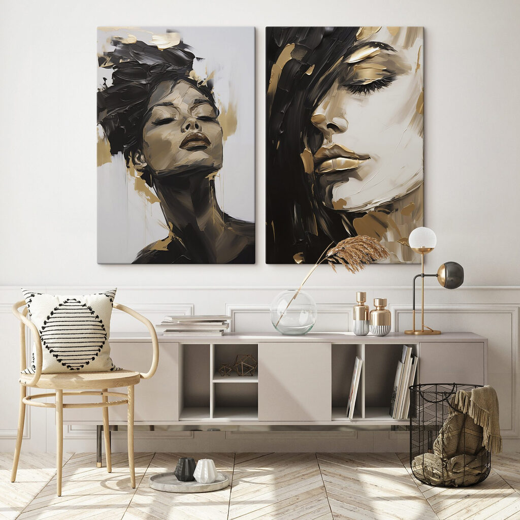 Collage van het gezicht van een vrouw en een schilderij van het gezicht van een vrouw in een interieur