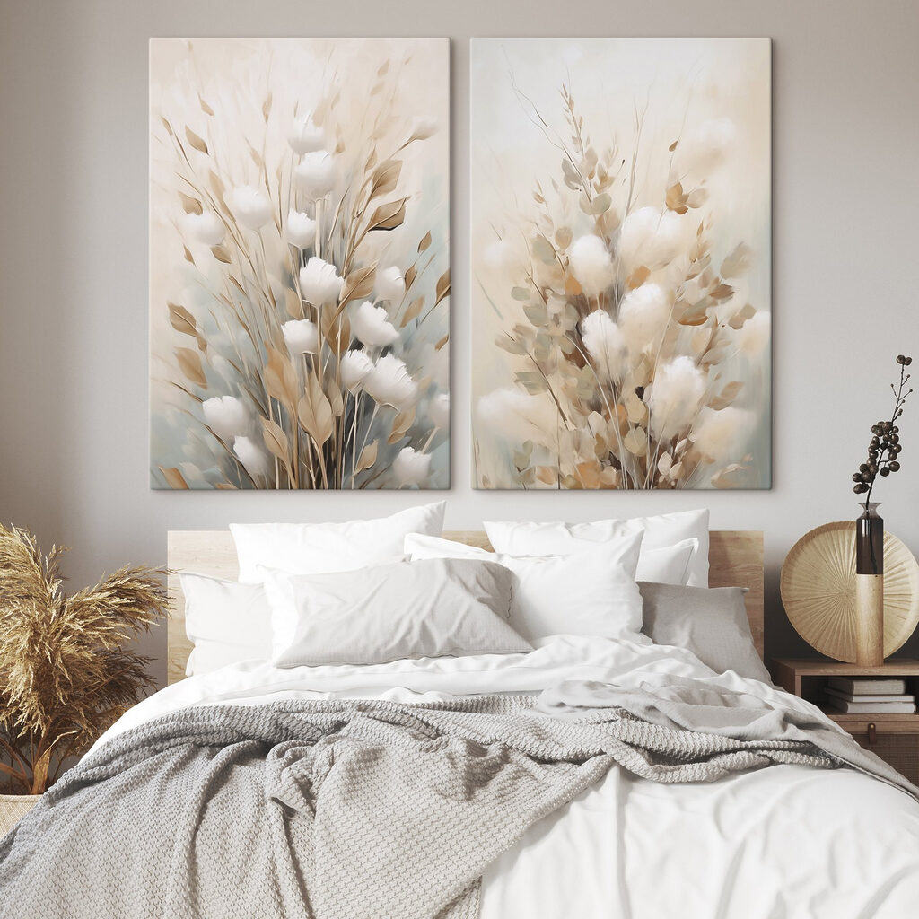 Schilderij van bloemen en bladeren in een interieur
