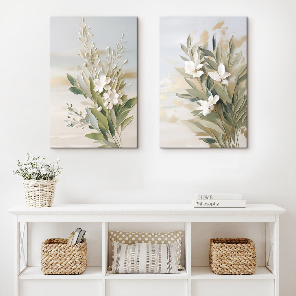 Schilderij van bloemen en bladeren in een interieur