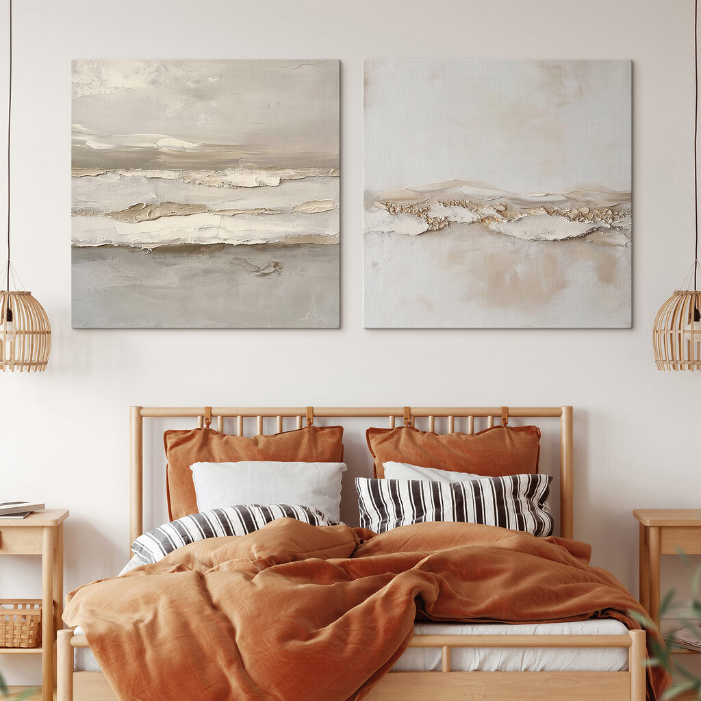 Twee kunstwerken in een interieur