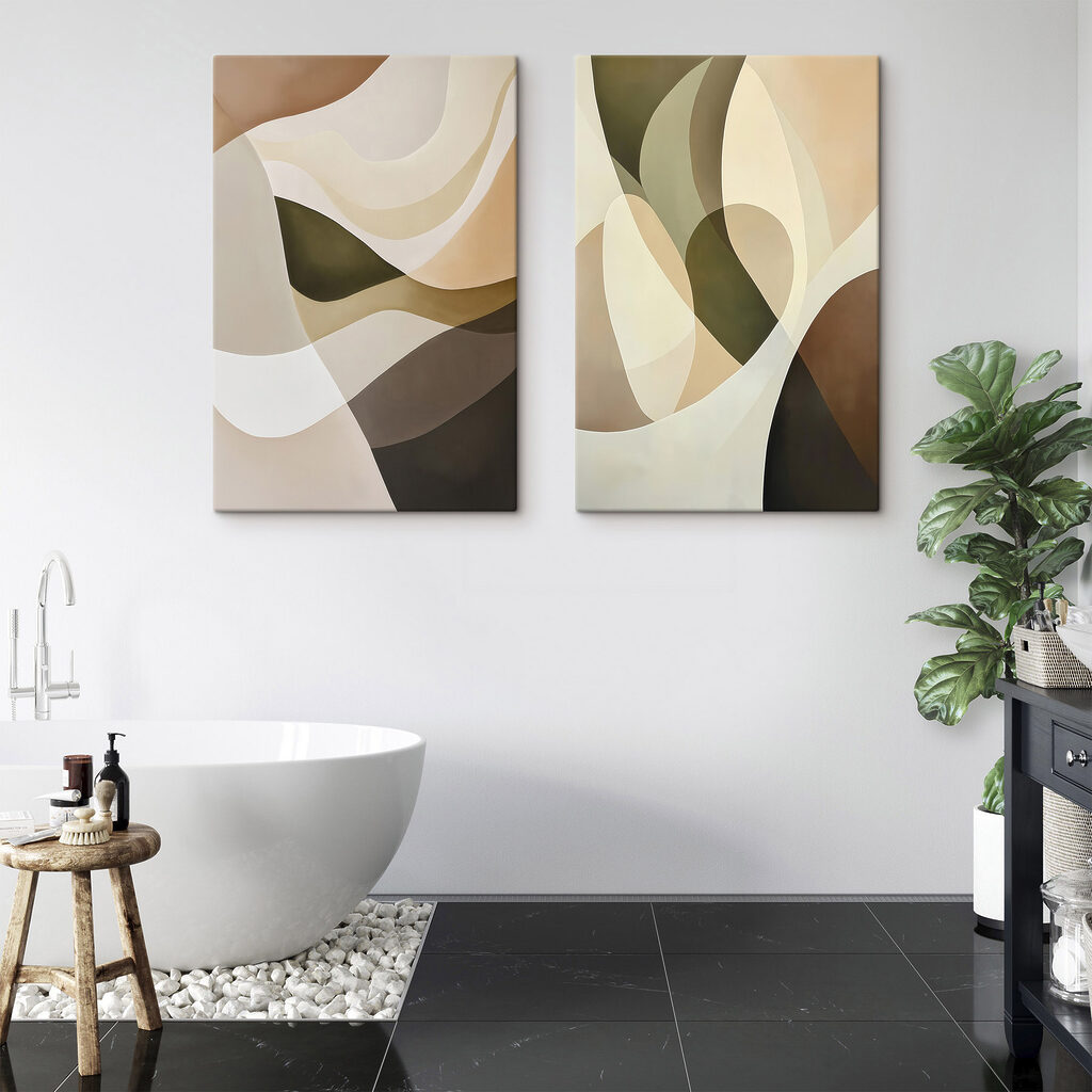 Een paar kunstwerken in een interieur