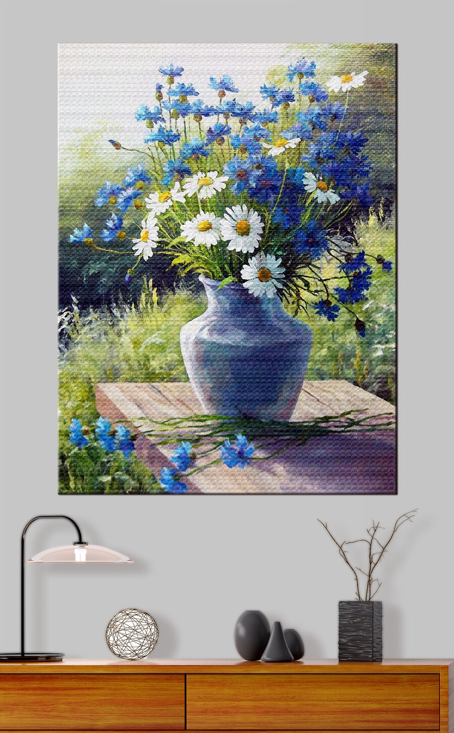 Blauw boeket op tuintafel — interieur 3