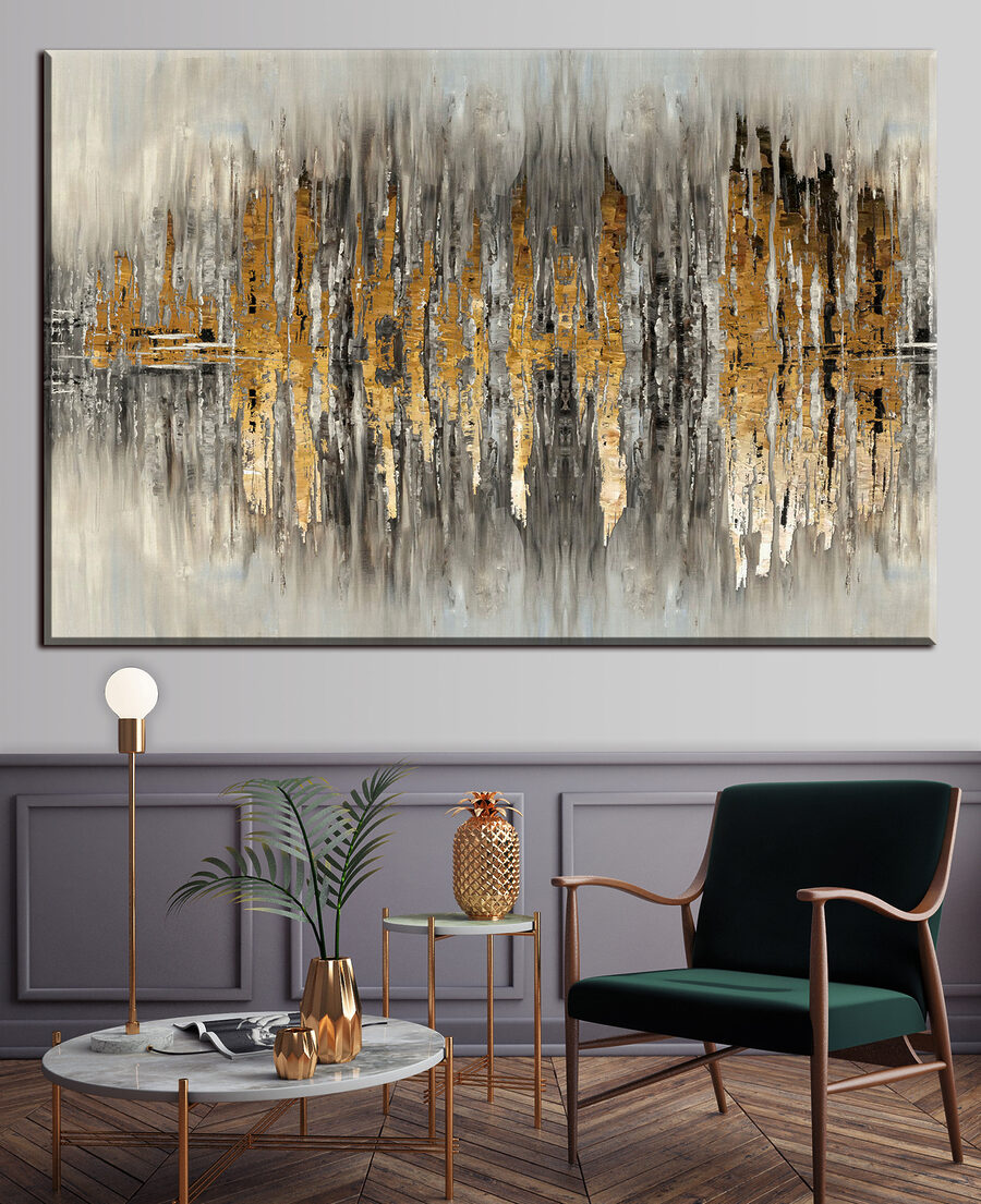 Abstracte reflecties in ingetogen tinten in een interieur