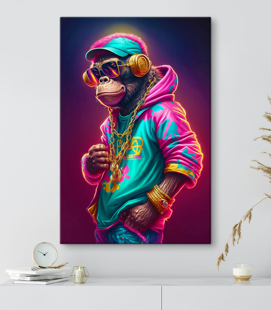 Aap in een neonhoodie — interieur 4