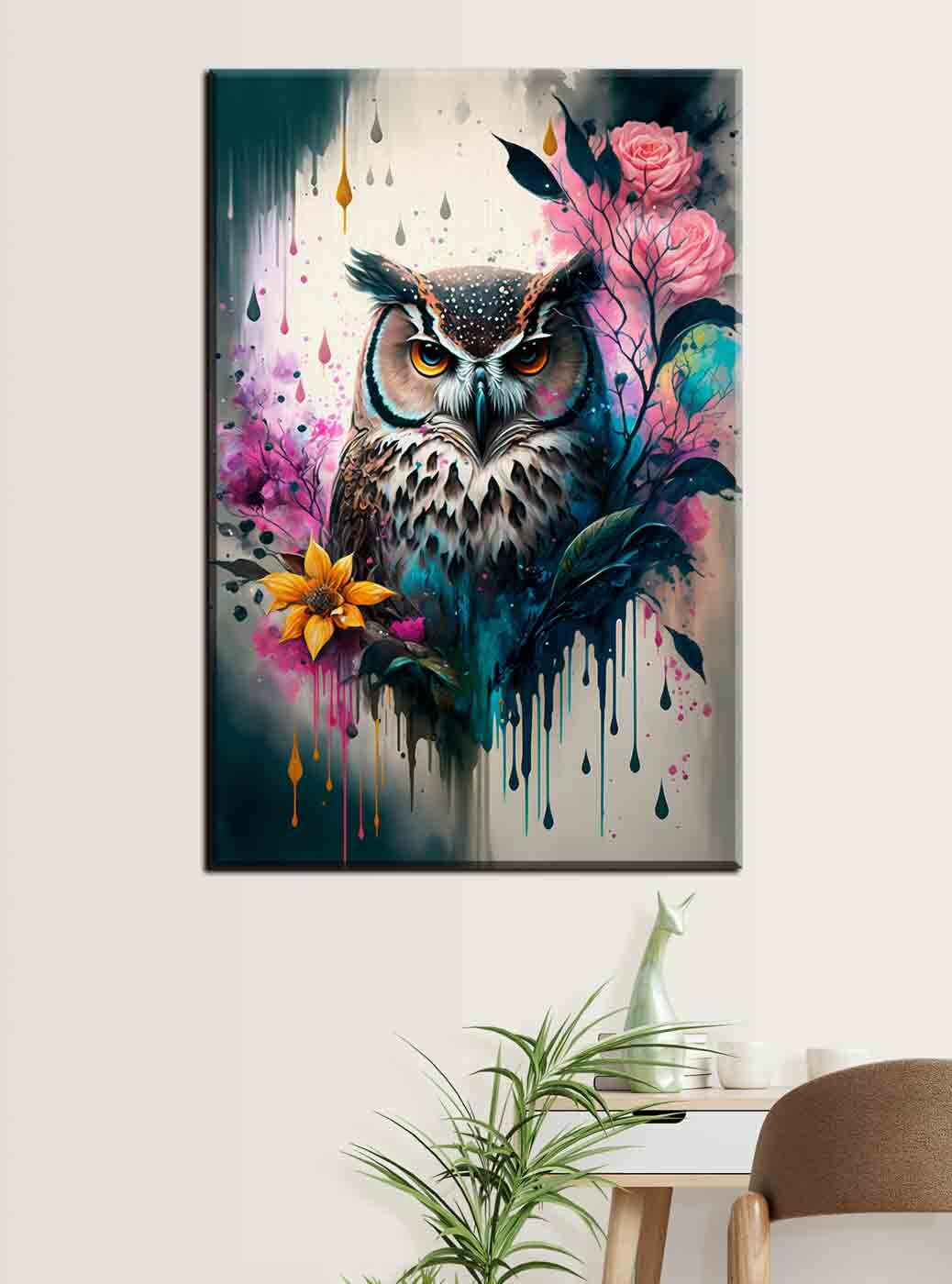 Uil tussen geschilderde rozen — interieur 3
