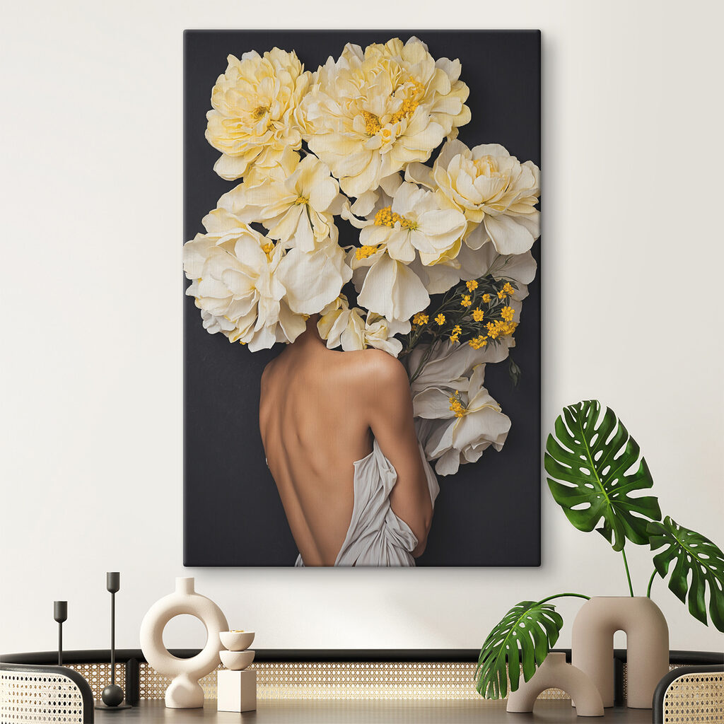 Bloemen langs haar schouders — interieur 6