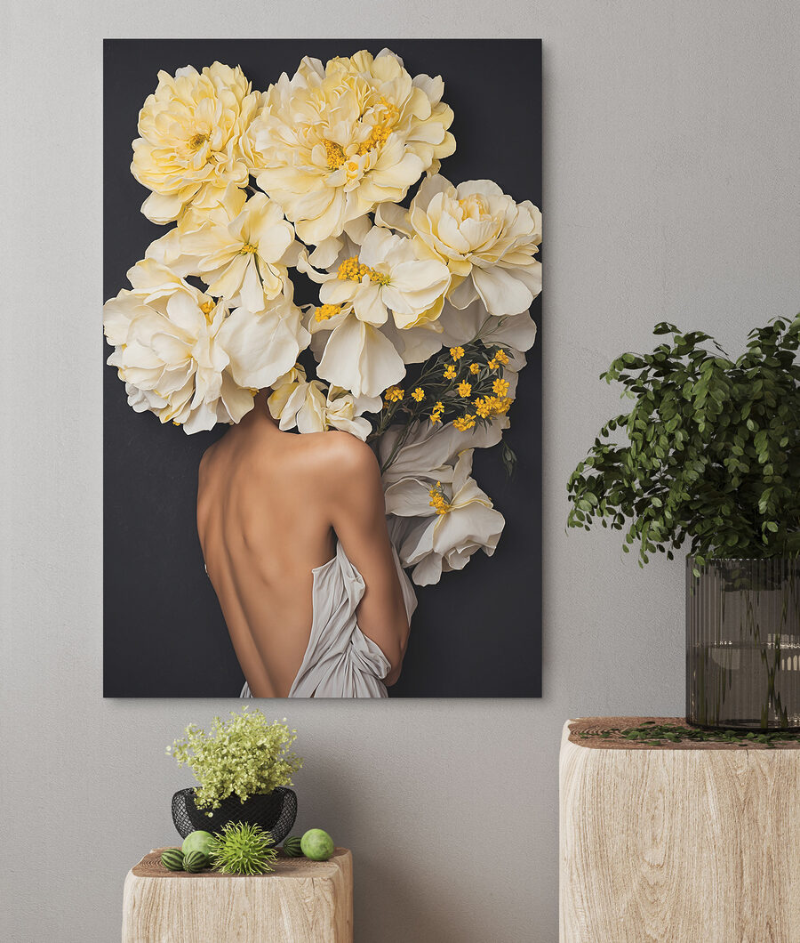 Bloemen langs haar schouders — interieur 1