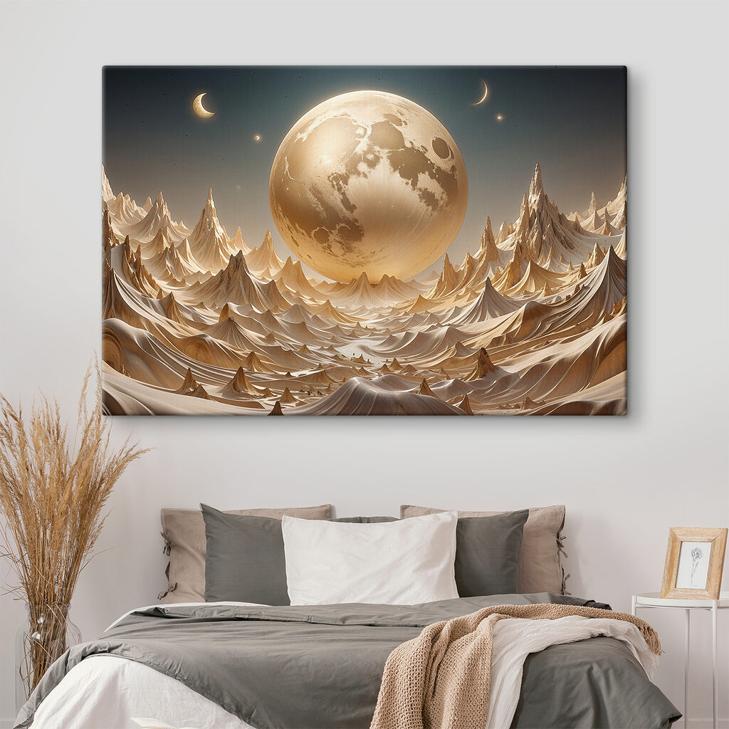 Maan boven gouden pieken in een interieur