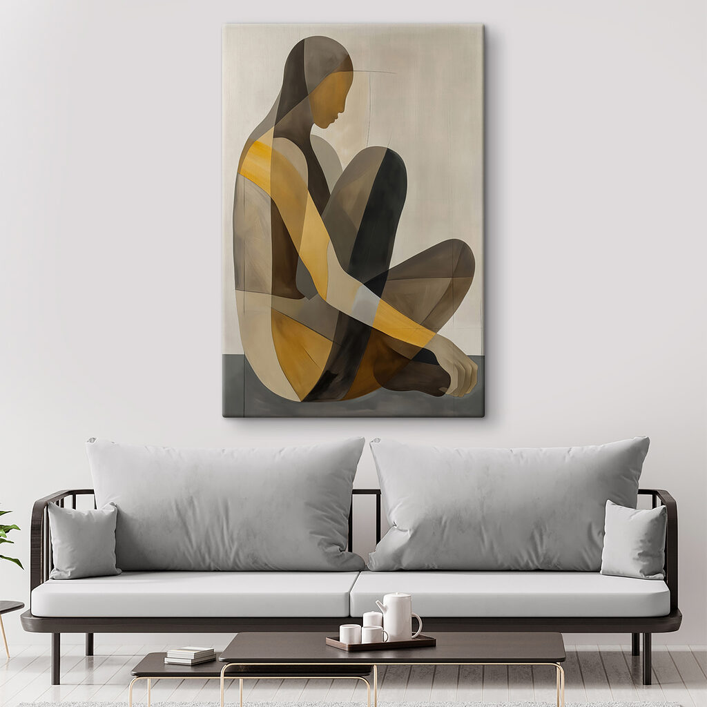 Zittend figuur in aardetinten — interieur 2