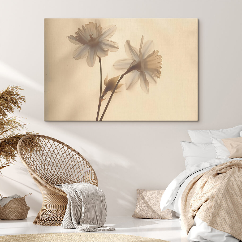Twee bloemen in sepialicht — interieur 1