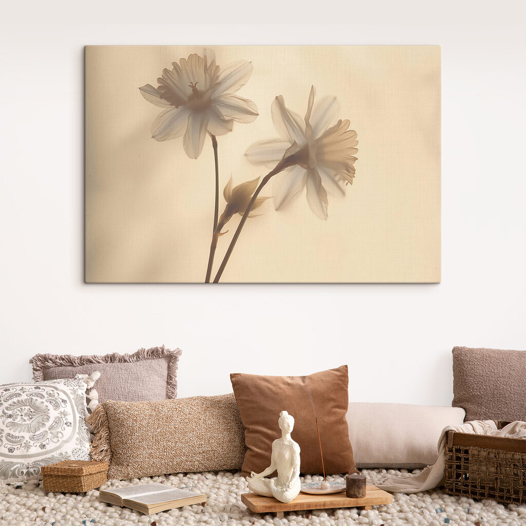 Twee bloemen in sepialicht — interieur 2