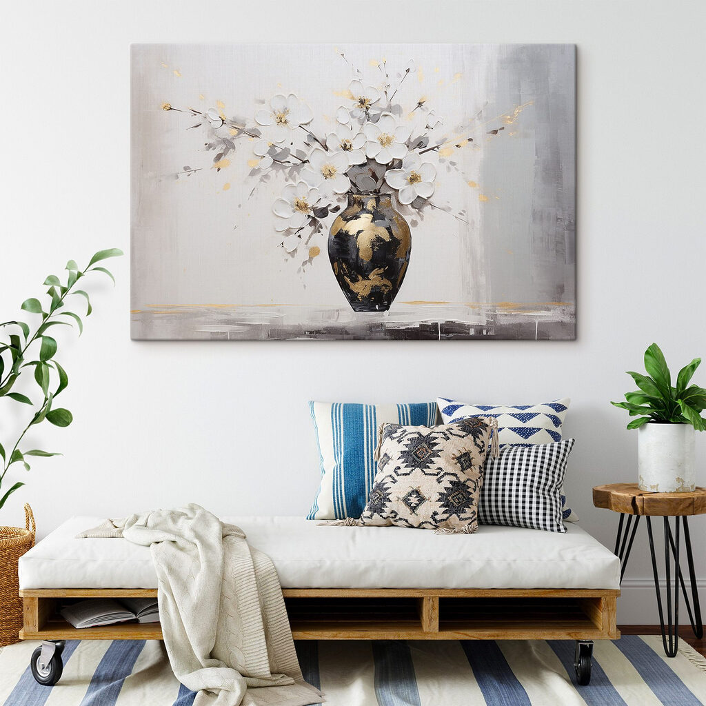 Bloesem in zwartgouden vaas — interieur 1