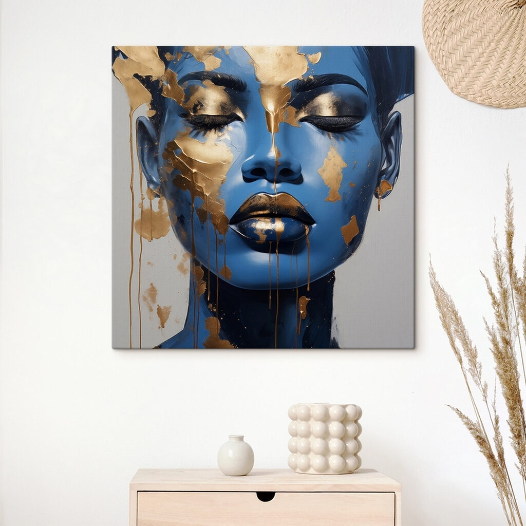 Blauw portret met goudsnippers — interieur 1