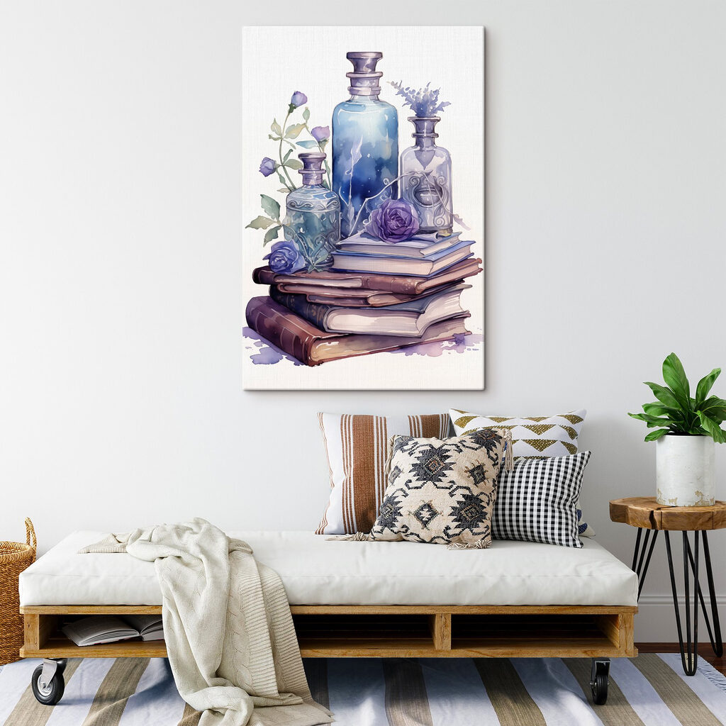 Paarse flessen op boeken — interieur 1