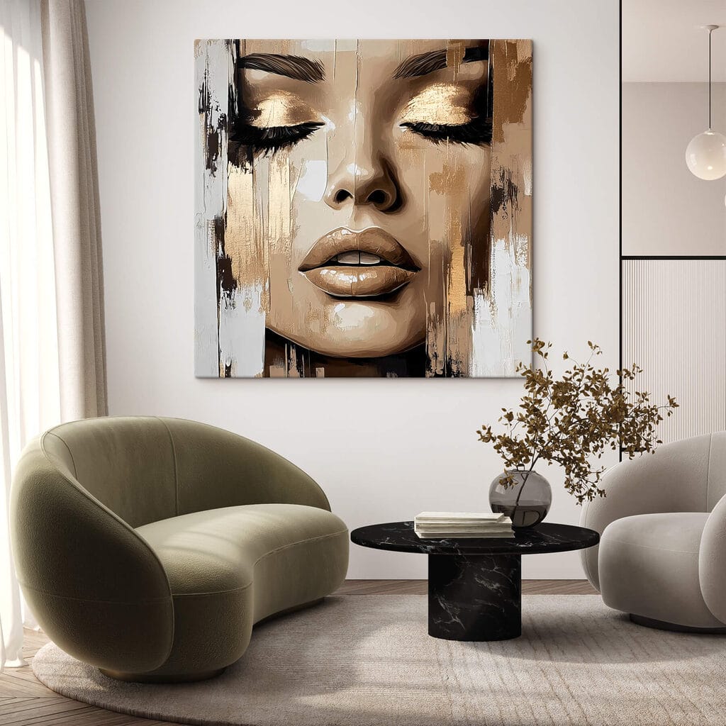 Schilderij van een vrouw’s gezicht in een interieur