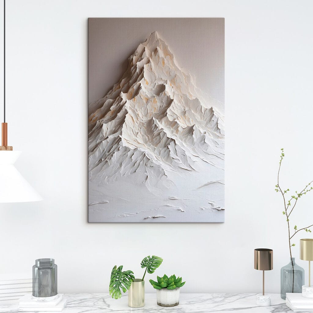 Witte berg met sneeuw in een interieur