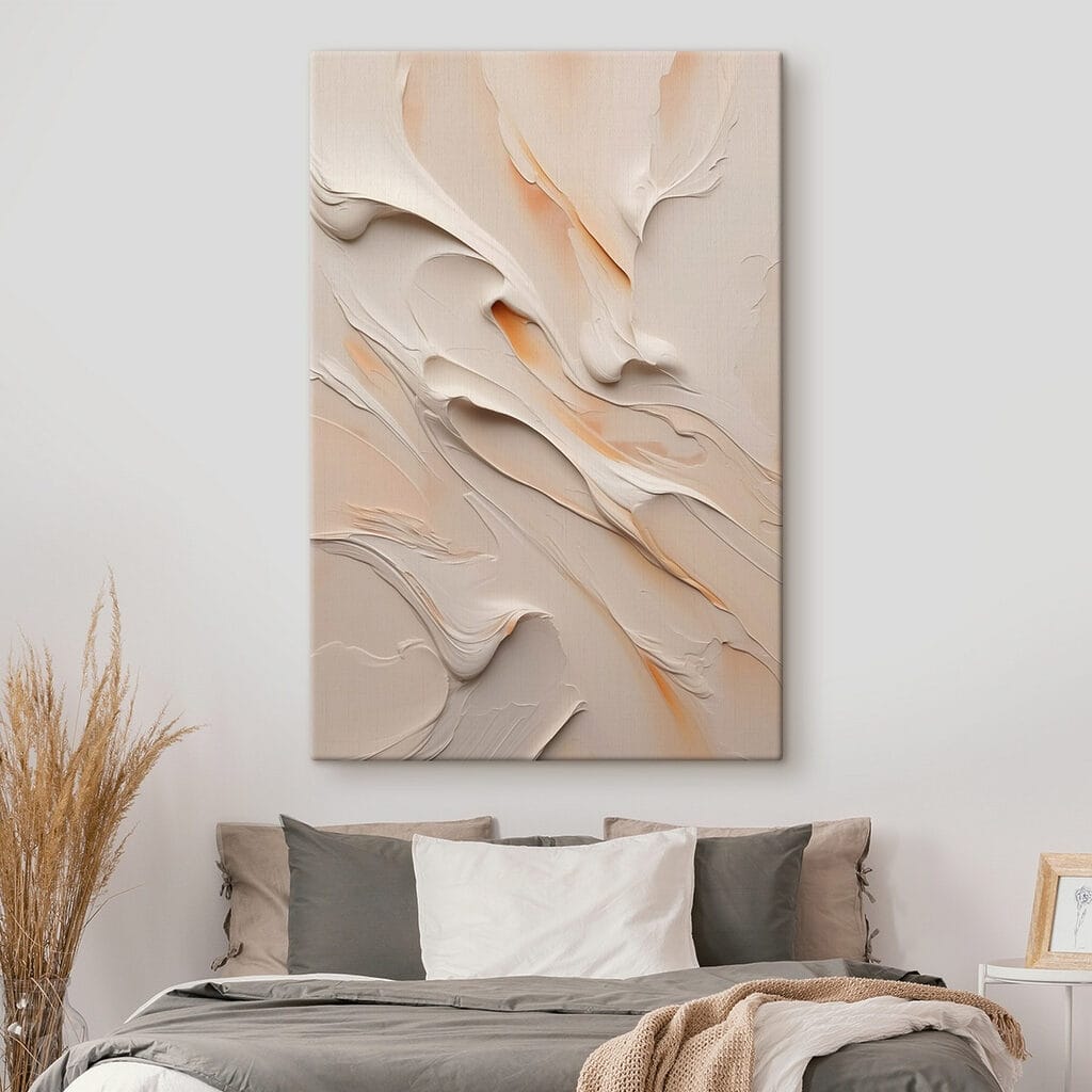 Perzikkleurige banen in roomwit — interieur 2