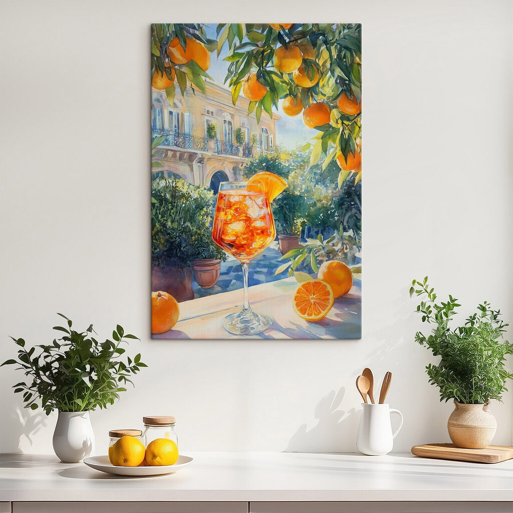 Oranje aperitief bij tuinvilla in een interieur