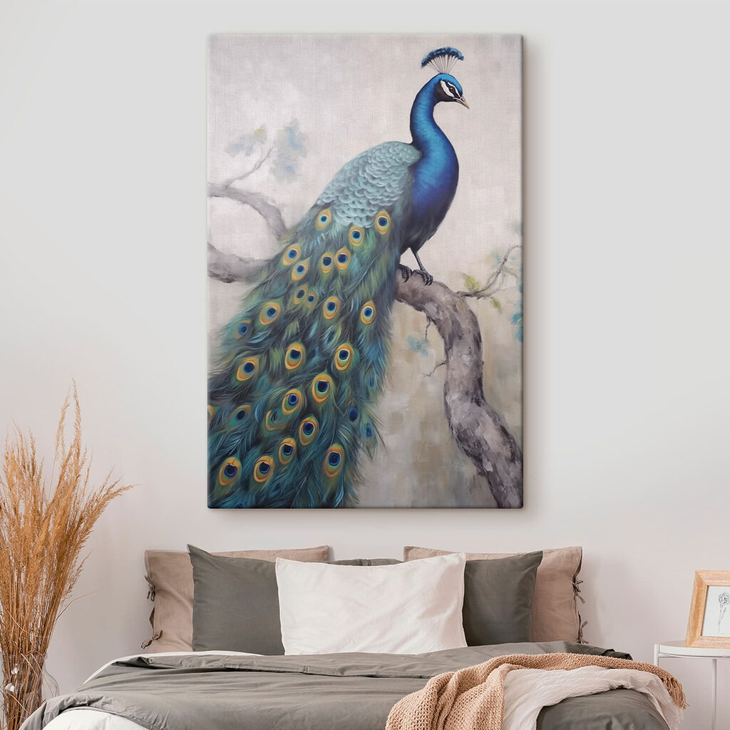 Pauw op grijze tak — interieur 2