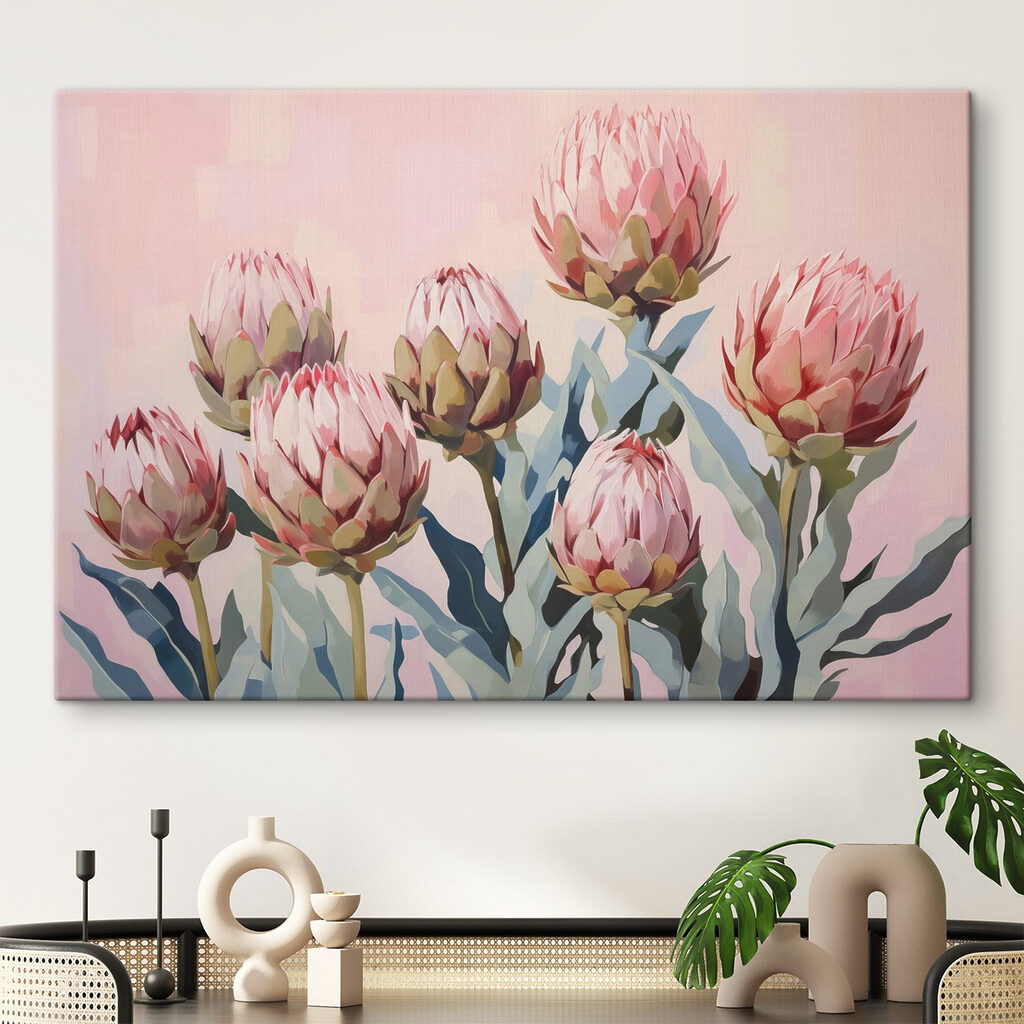 Roze protea op pastelvlakken — interieur 1
