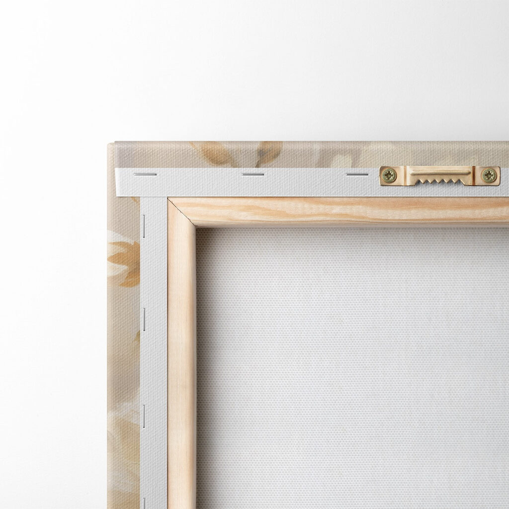 Roomwitte bloemen op beige — achterkant