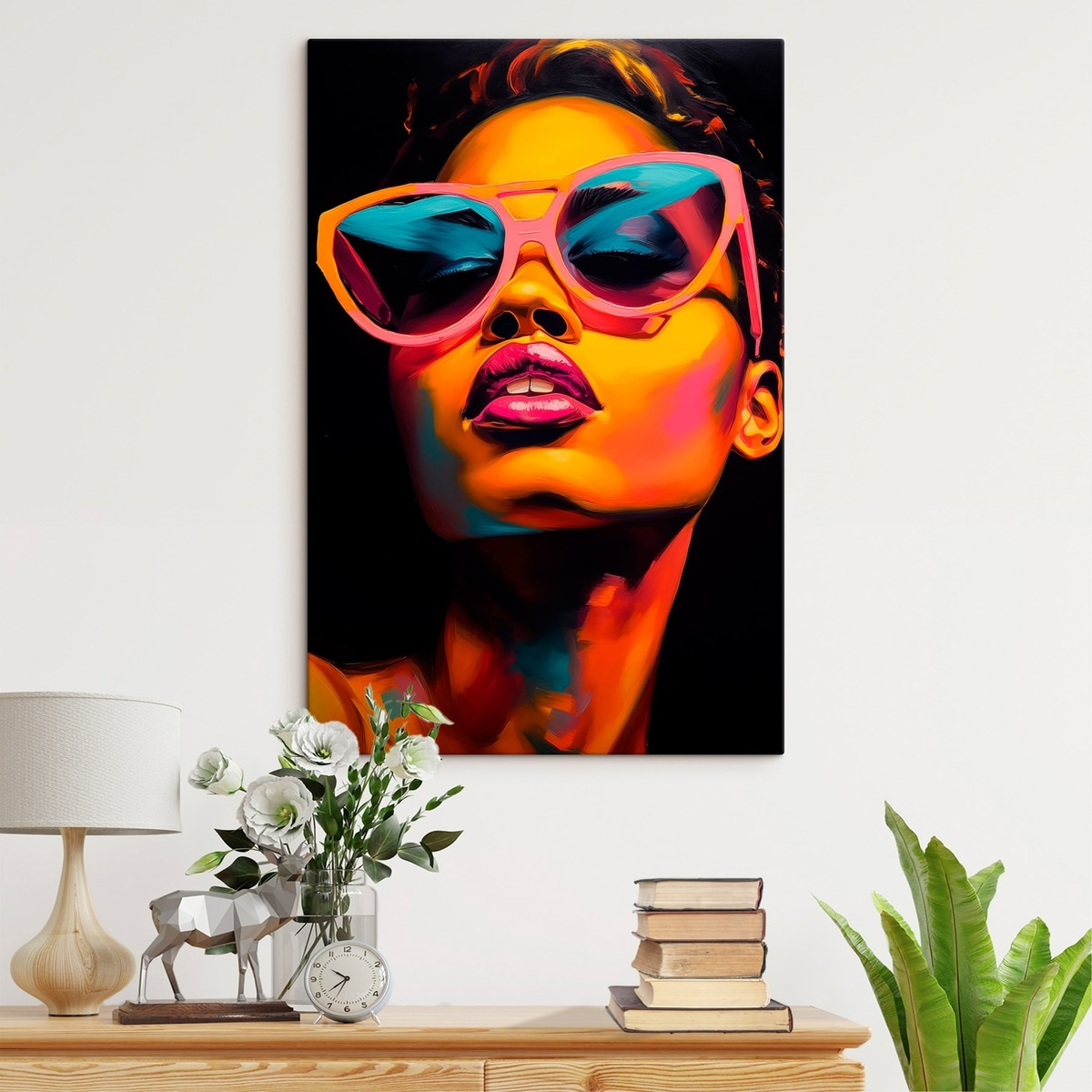 Portret van een vrouw met bril — interieur 2