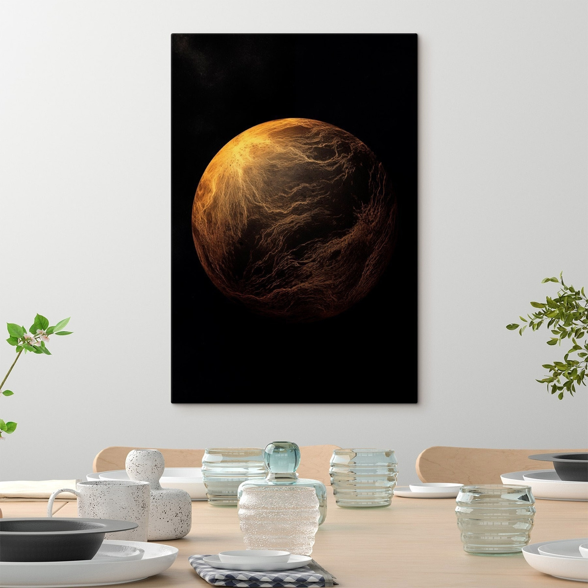Abstracte planeet met oranje aderen tegen een zwarte ruimteachtergrond, moderne minimalistische kunst — interieur 2