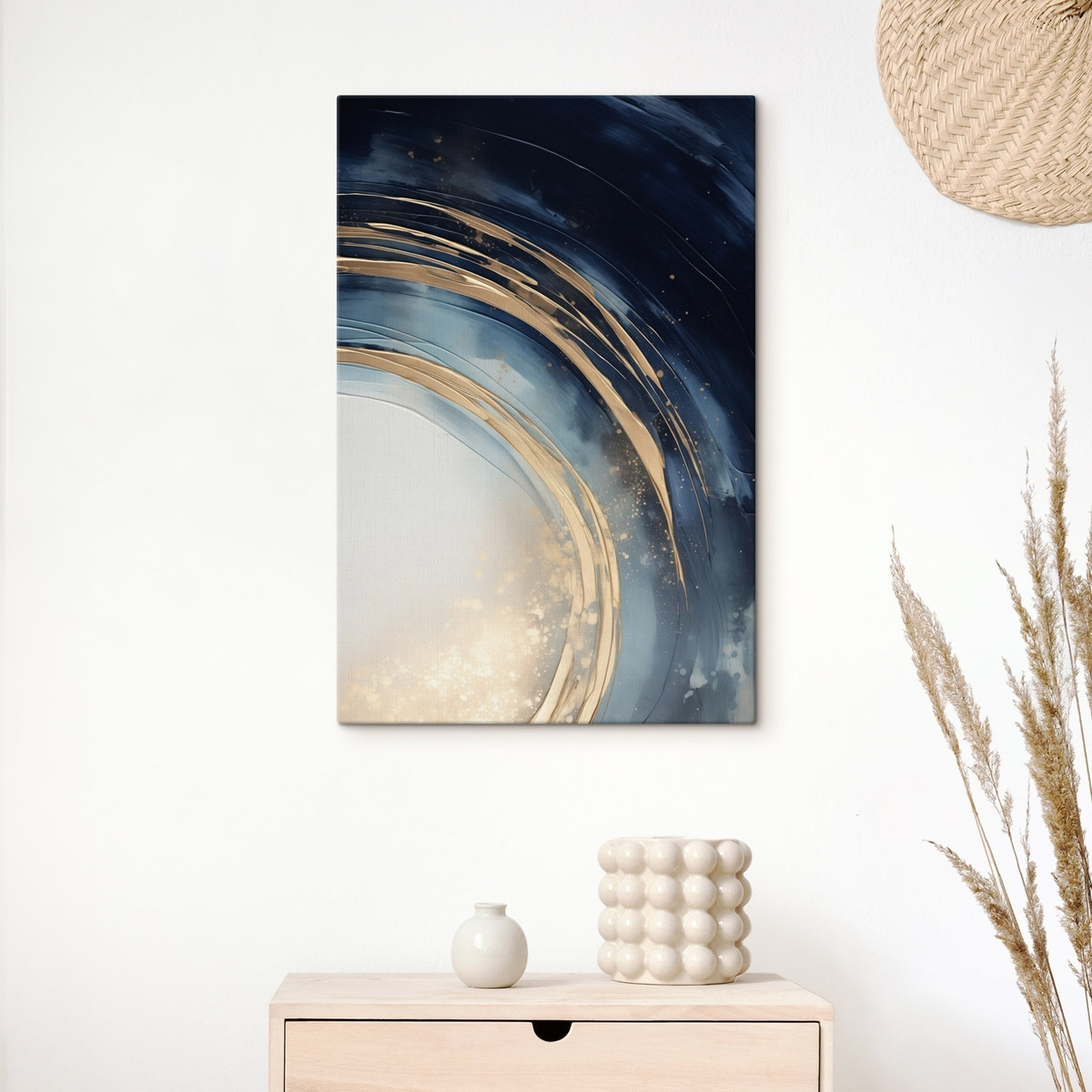 Smalle gelaagde ringen boven bleke horizon — interieur 2