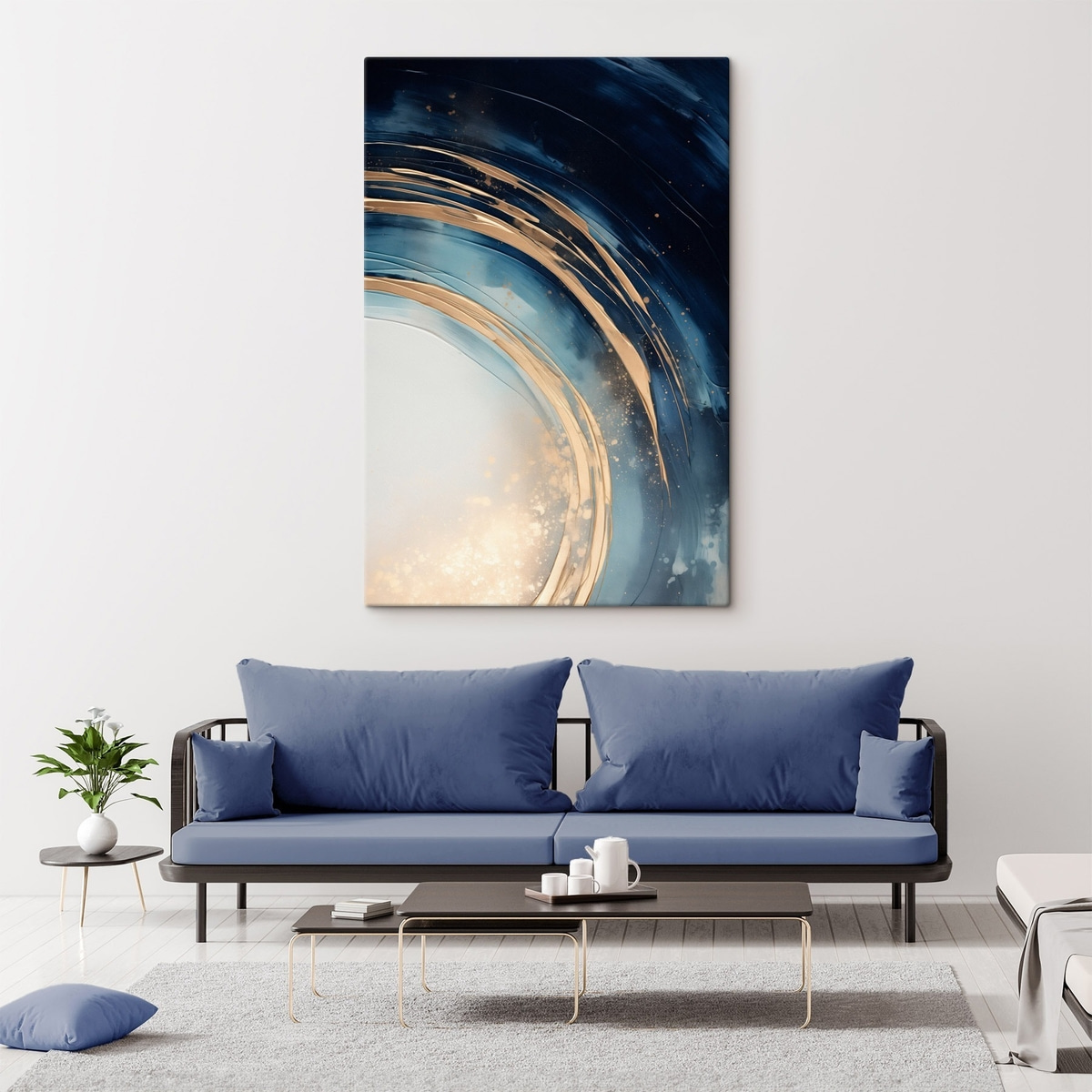 Smalle gelaagde ringen boven bleke horizon — interieur 1