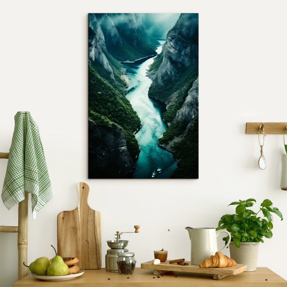 Smalle kloof met een turquoise stroom van bovenaf — interieur 1