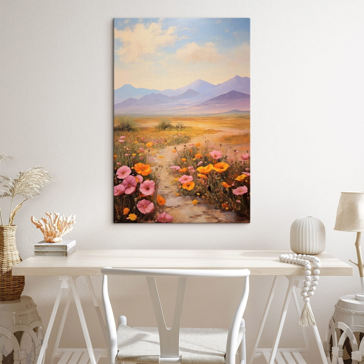 Landschap, een veld met kleurrijke bloemen en bergen op de achtergrond, zachte pastelkleuren — interieur 2