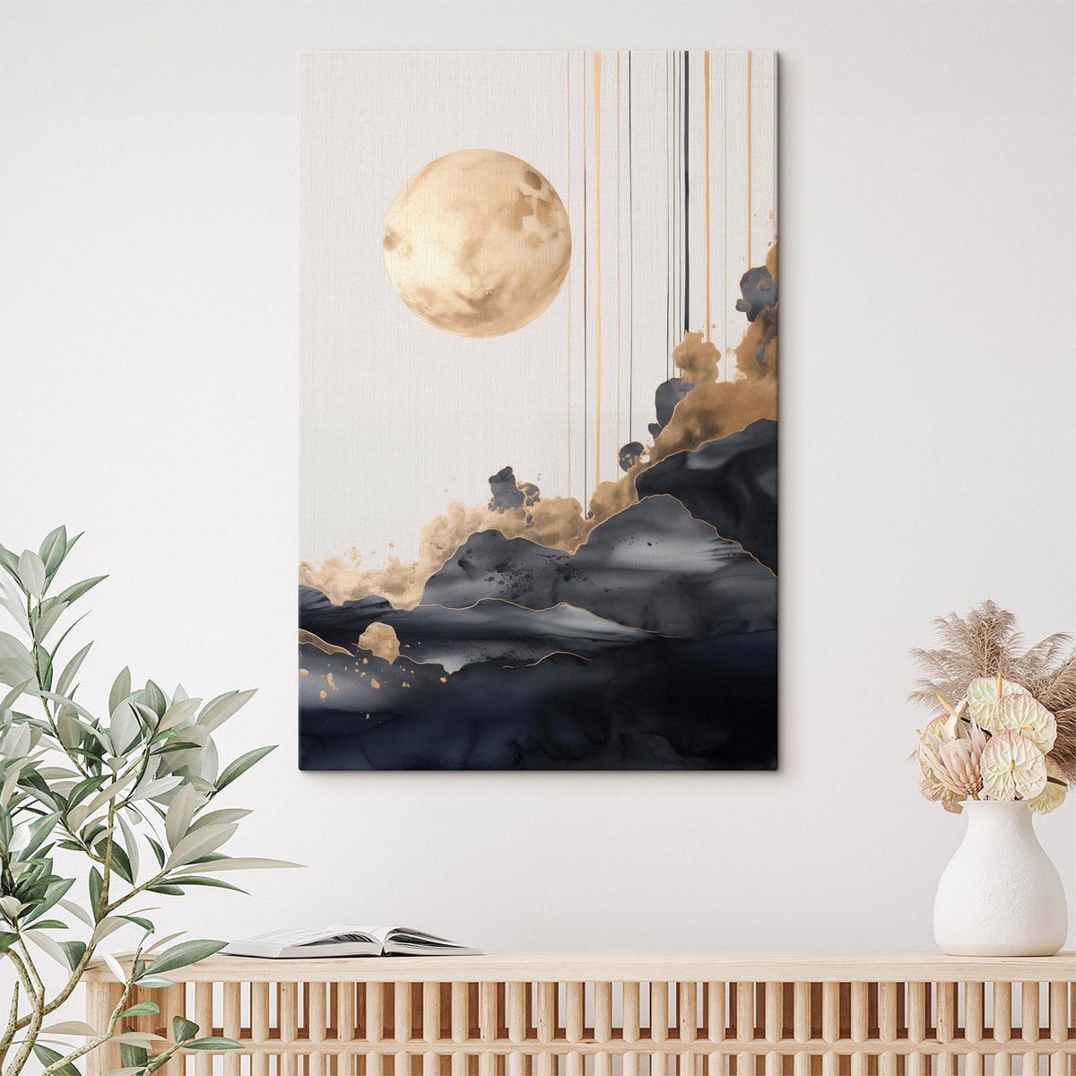 Een volle maan met zwarte en gestructureerde gele wolken, verticale lijnen, abstracte stijl, minimalistisch en modern — interieur 2