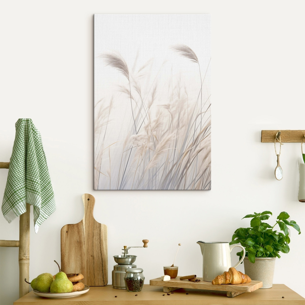 Delicate planten op een lichte achtergrond — interieur 2