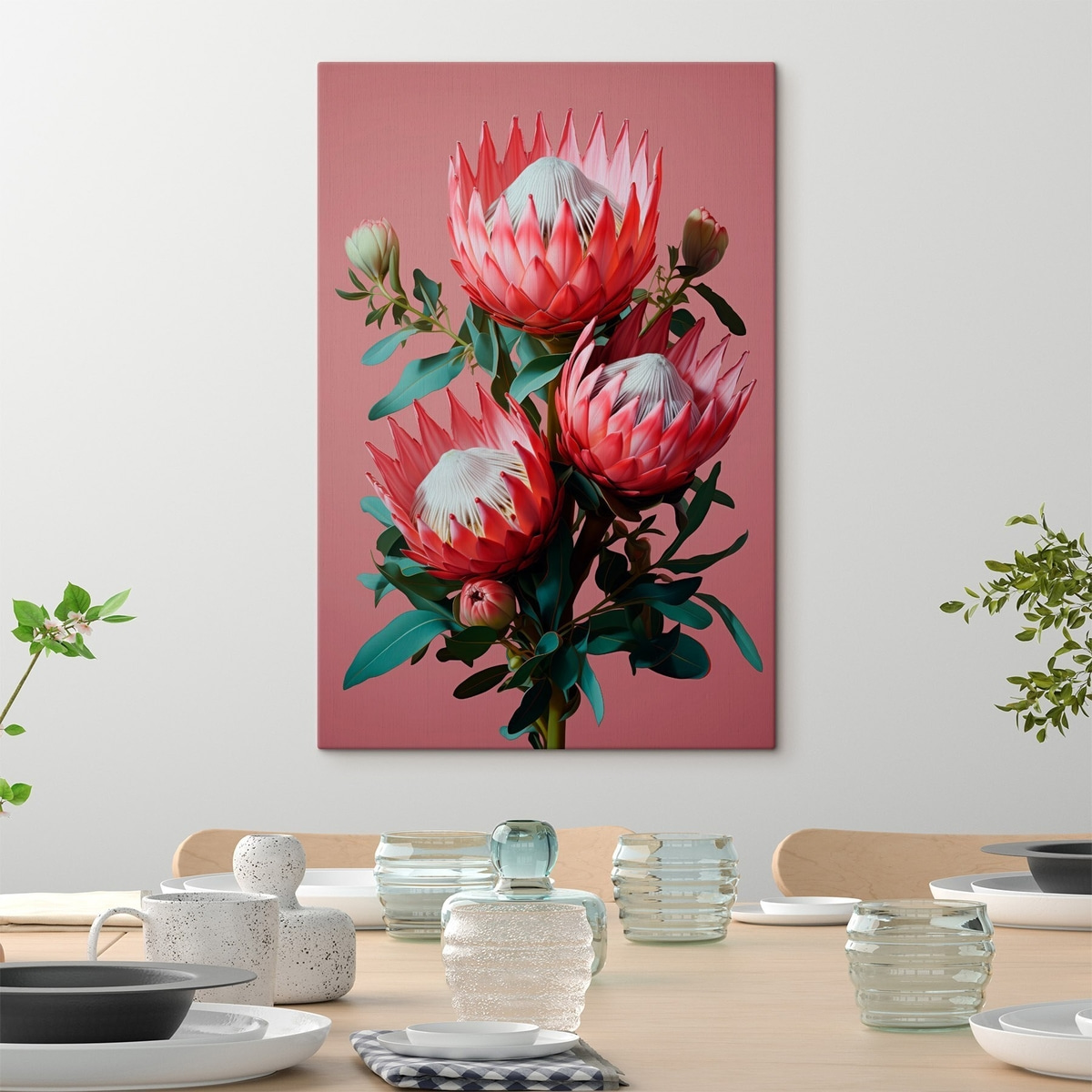 Protea-boeket met rode bloemblaadjes en groen blad op een roze achtergrond — interieur 3