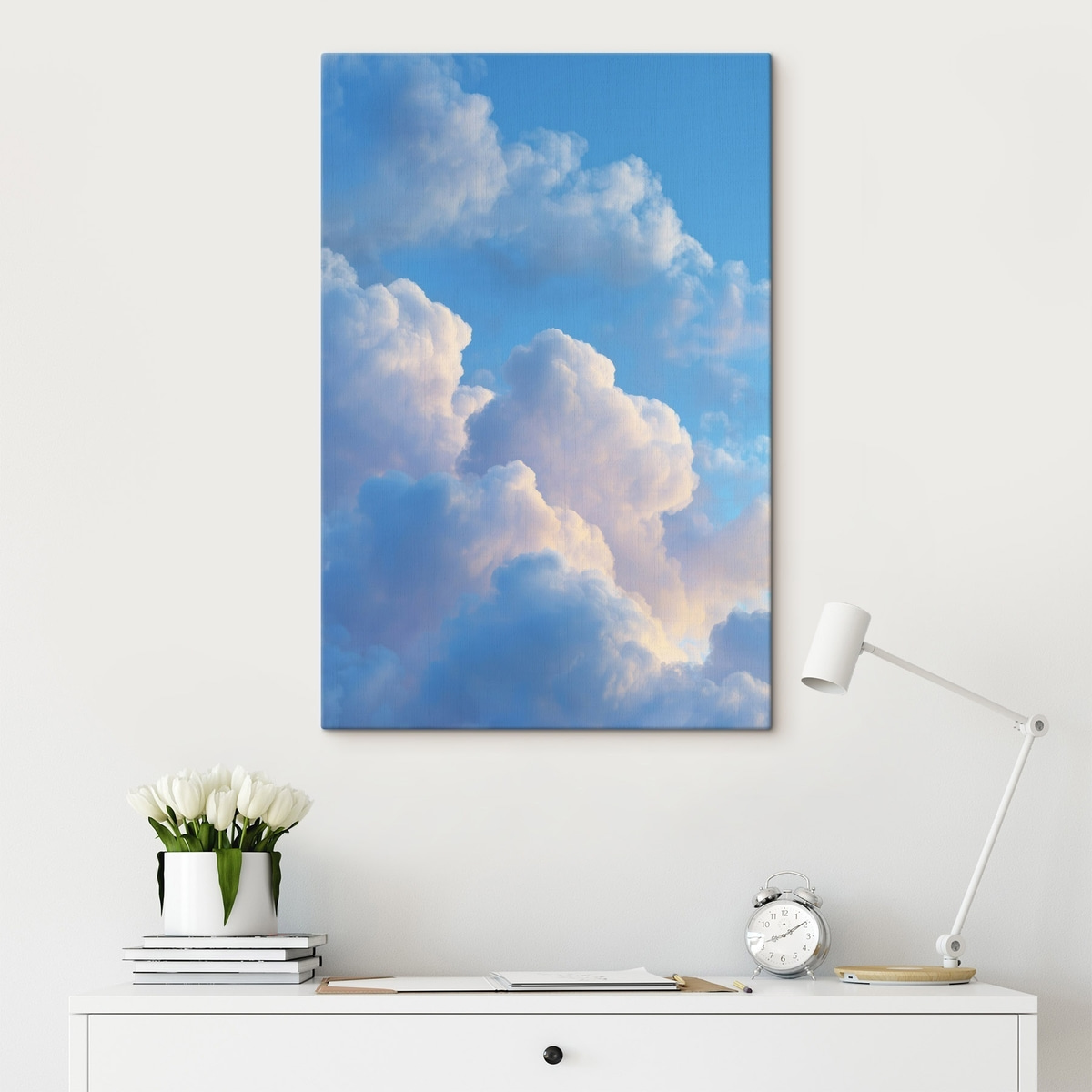 Volumineuze wolken in een zacht blauw en roze kleurenpalet in fotorealistische digitale grafische stijl — interieur 2