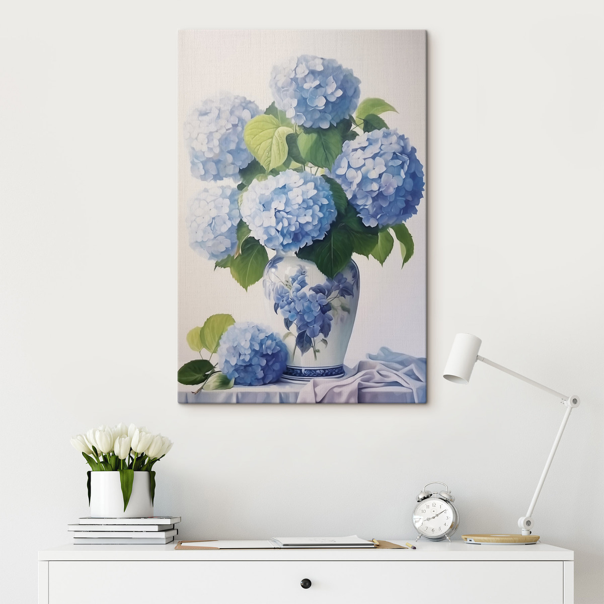 Hortensia's in een vaas — interieur 1