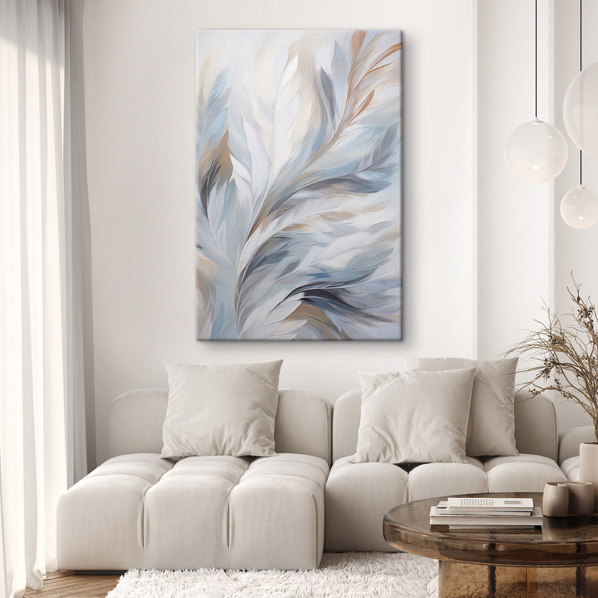 Delicate lichtblauwe en bruine veren met een zachte, etherische textuur, tegen een witte achtergrond — interieur 2