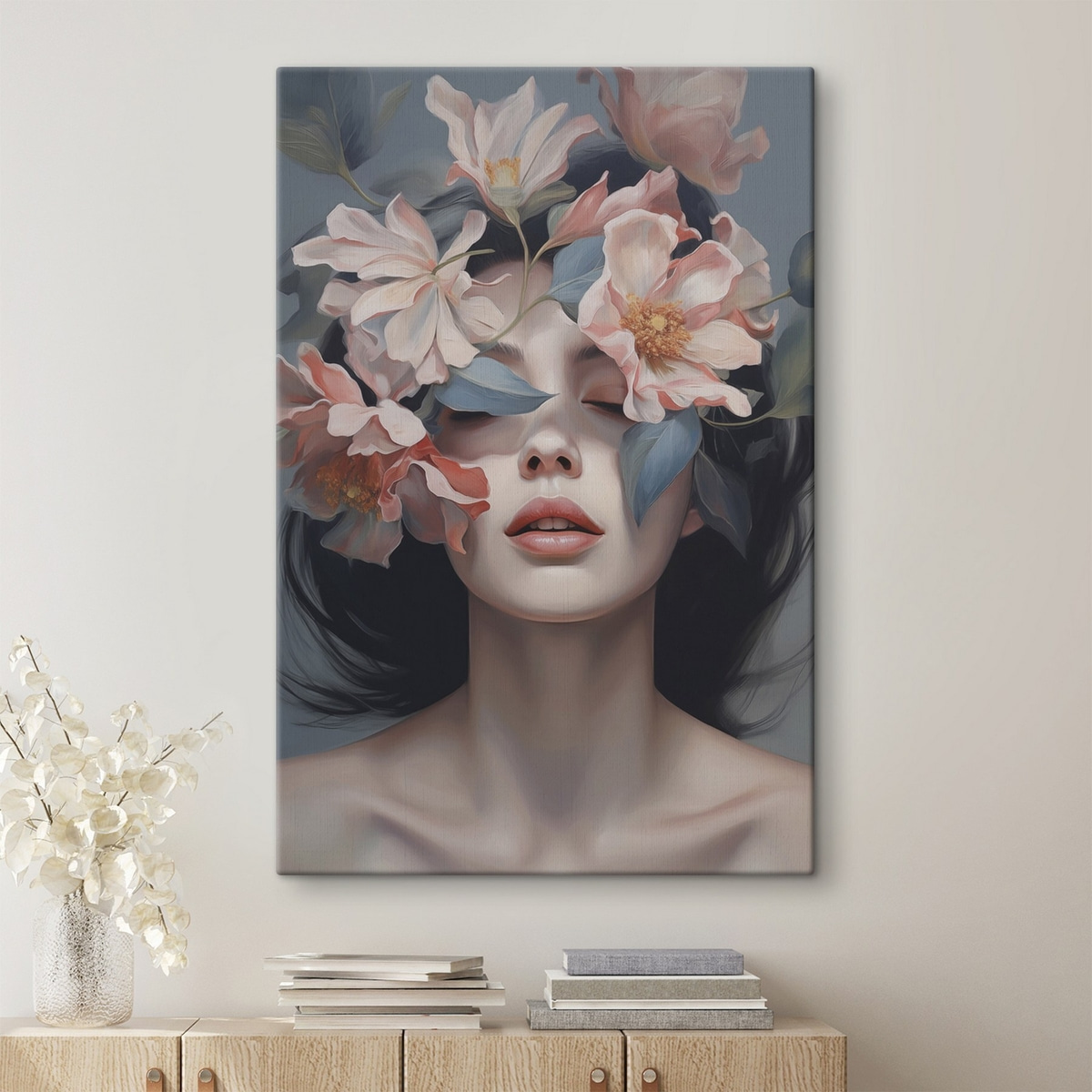 Abstract vrouwelijk portret met bloemen — interieur 2